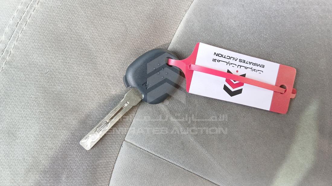 2013 Kia Optima — Keys — Photo 7