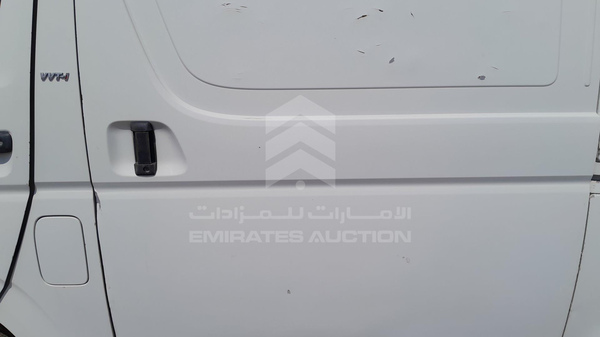 2006 TOYOTA HIACE VIN: JTFHX02P860009831