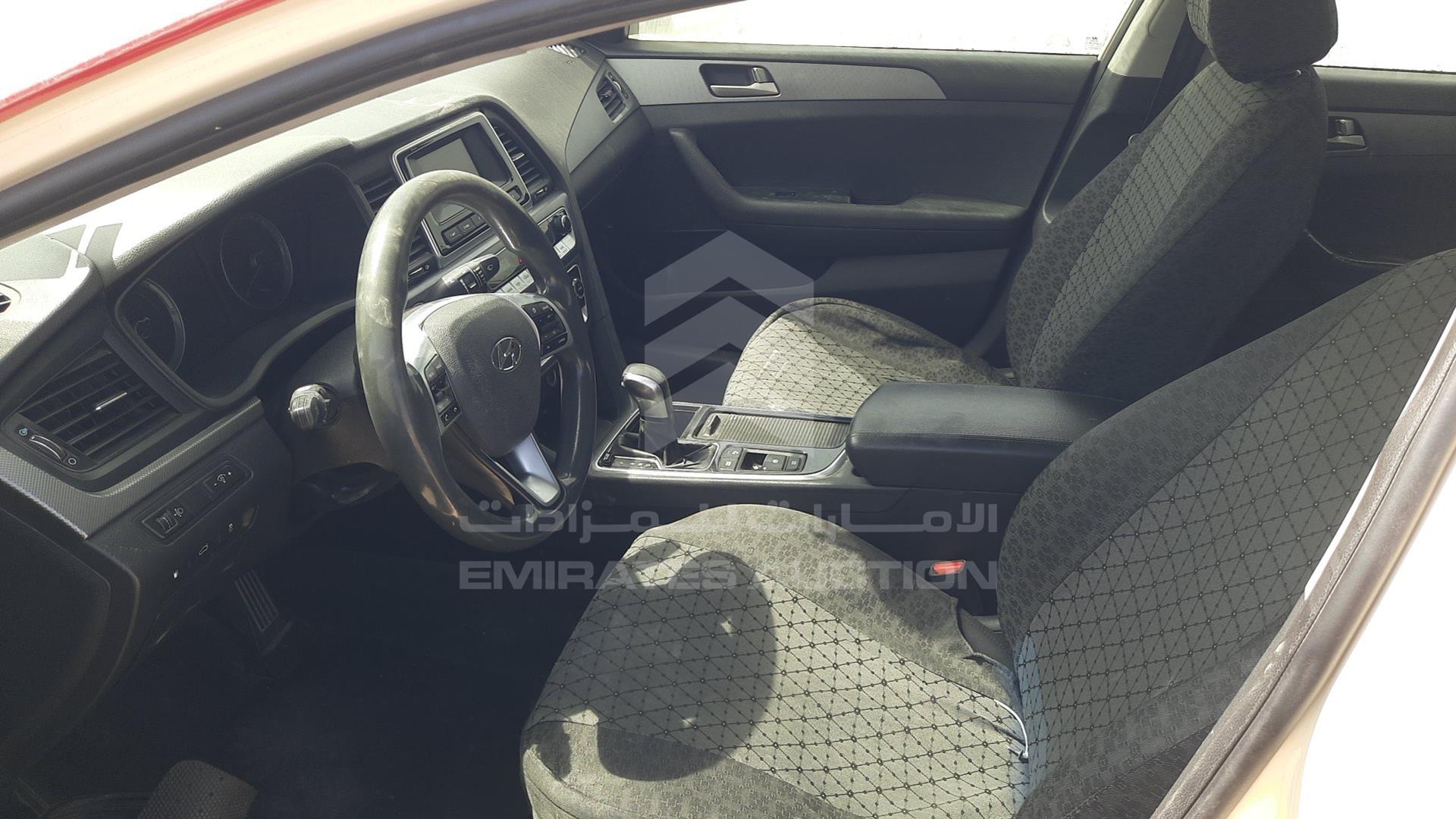2019 HYUNDAI SONATA VIN: KMHE24139KA092931