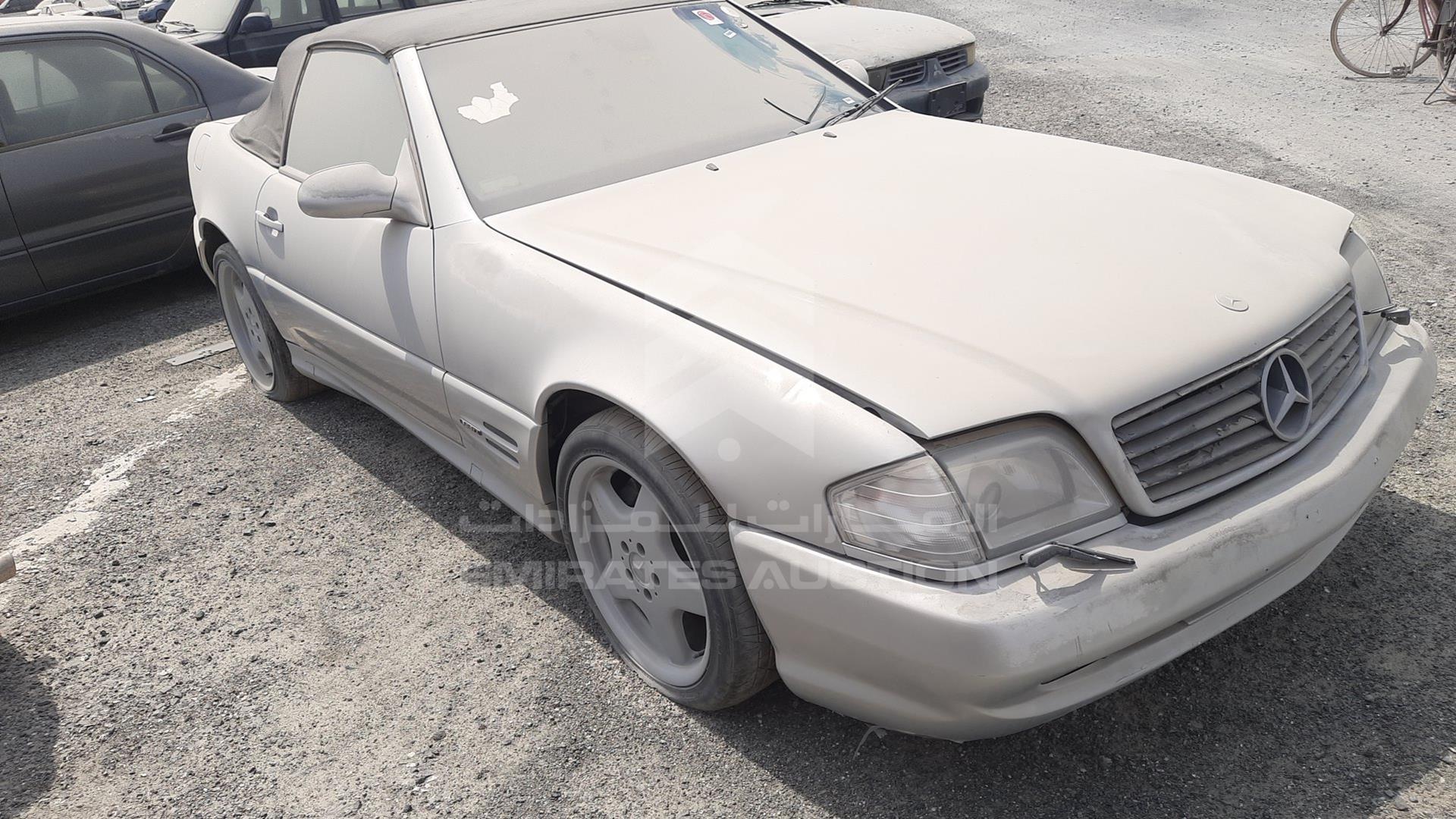 2001 MERCEDES SL 500 VIN: WDBFA68F61F197062