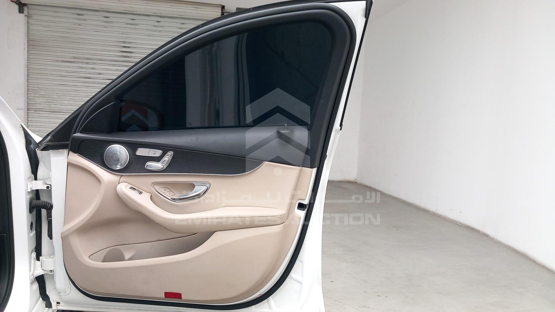 2020 MERCEDES C 300 VIN: W1KWF8EB0LR590871