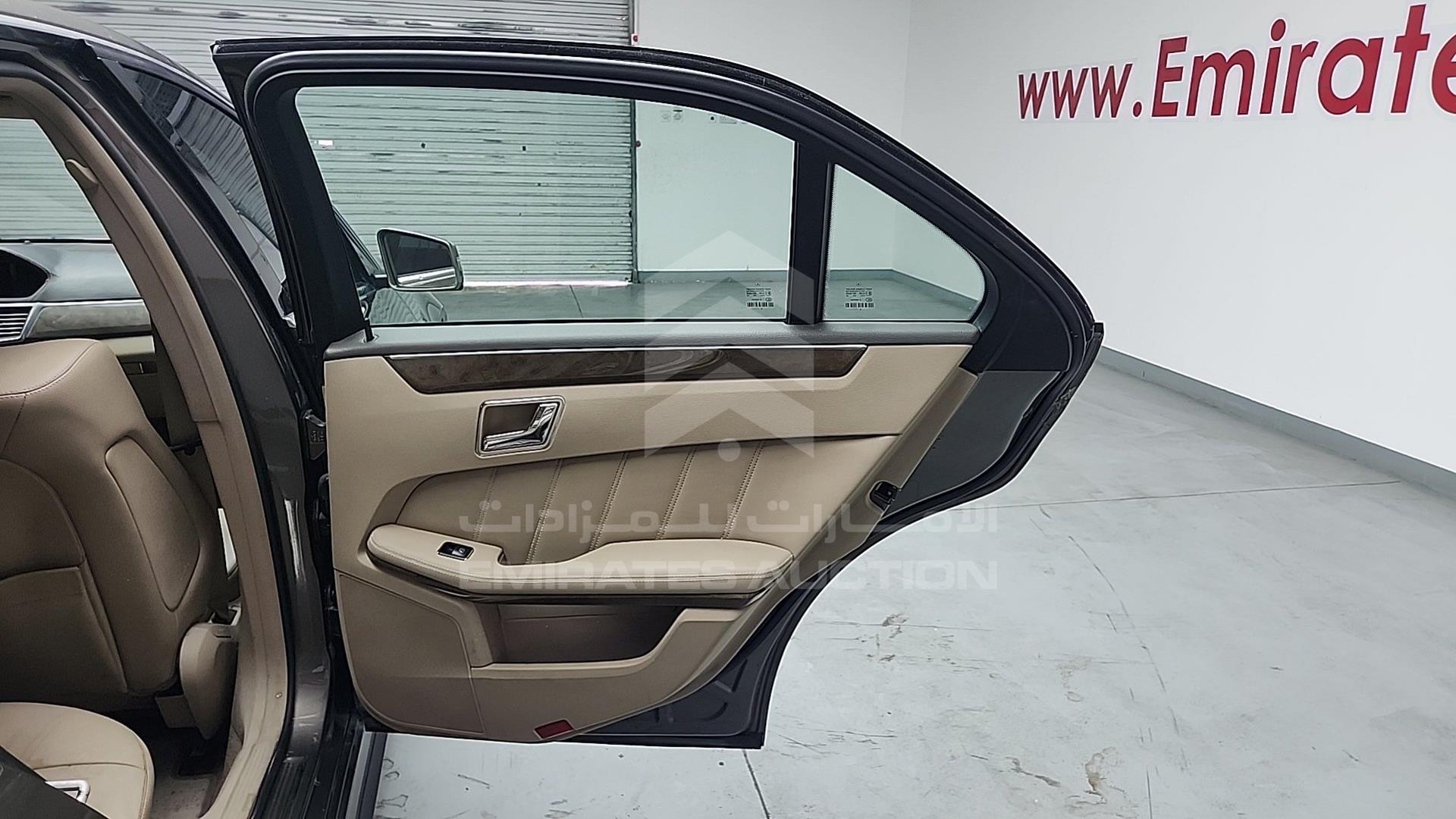 2010 MERCEDES E 350 VIN: WDDHF8HB9AA092331