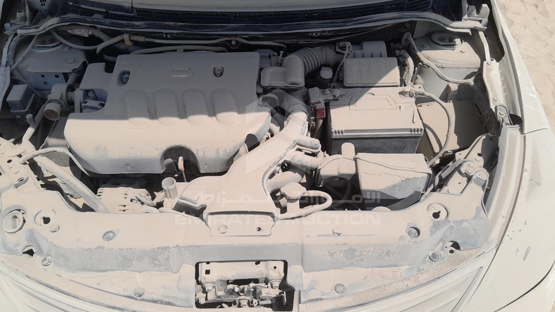2013 Nissan Tiida — Engine Bay — Photo 28