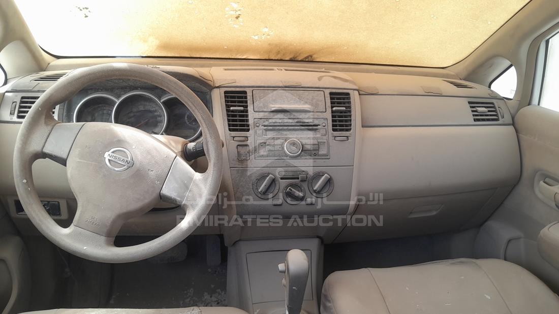 2013 Nissan Tiida — Full Dashboard View — Photo 15