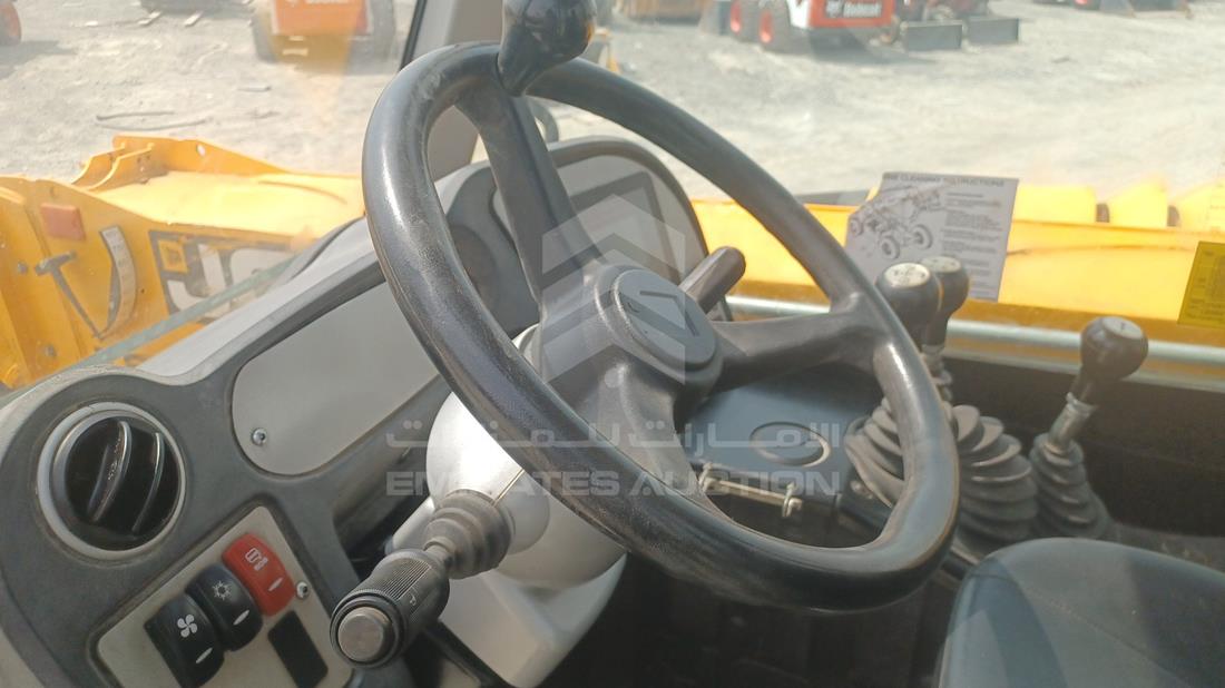 جي سي بي 540-70 2023 — زاوية الواجهة الكاملة — صورة 16