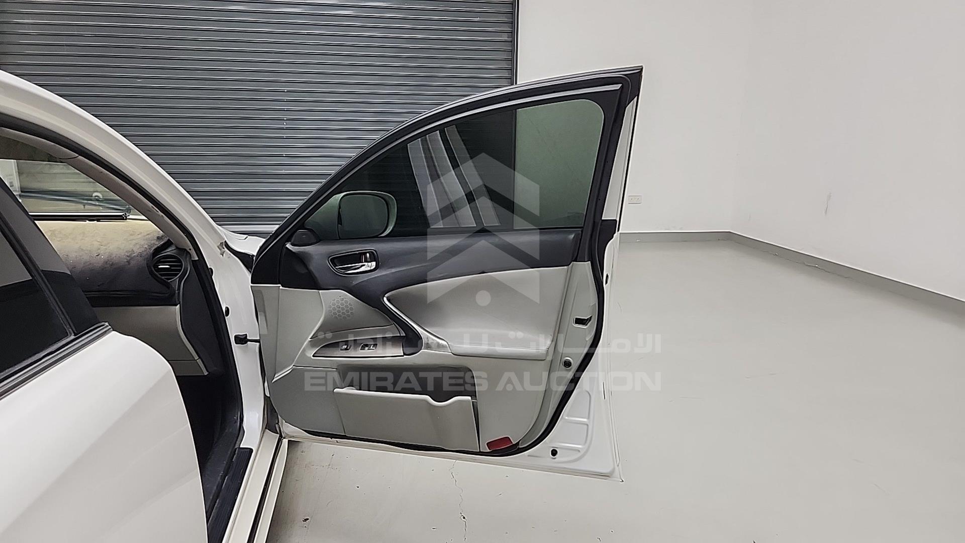 2008 LEXUS IS 250 VIN: JTHBK262X85072053