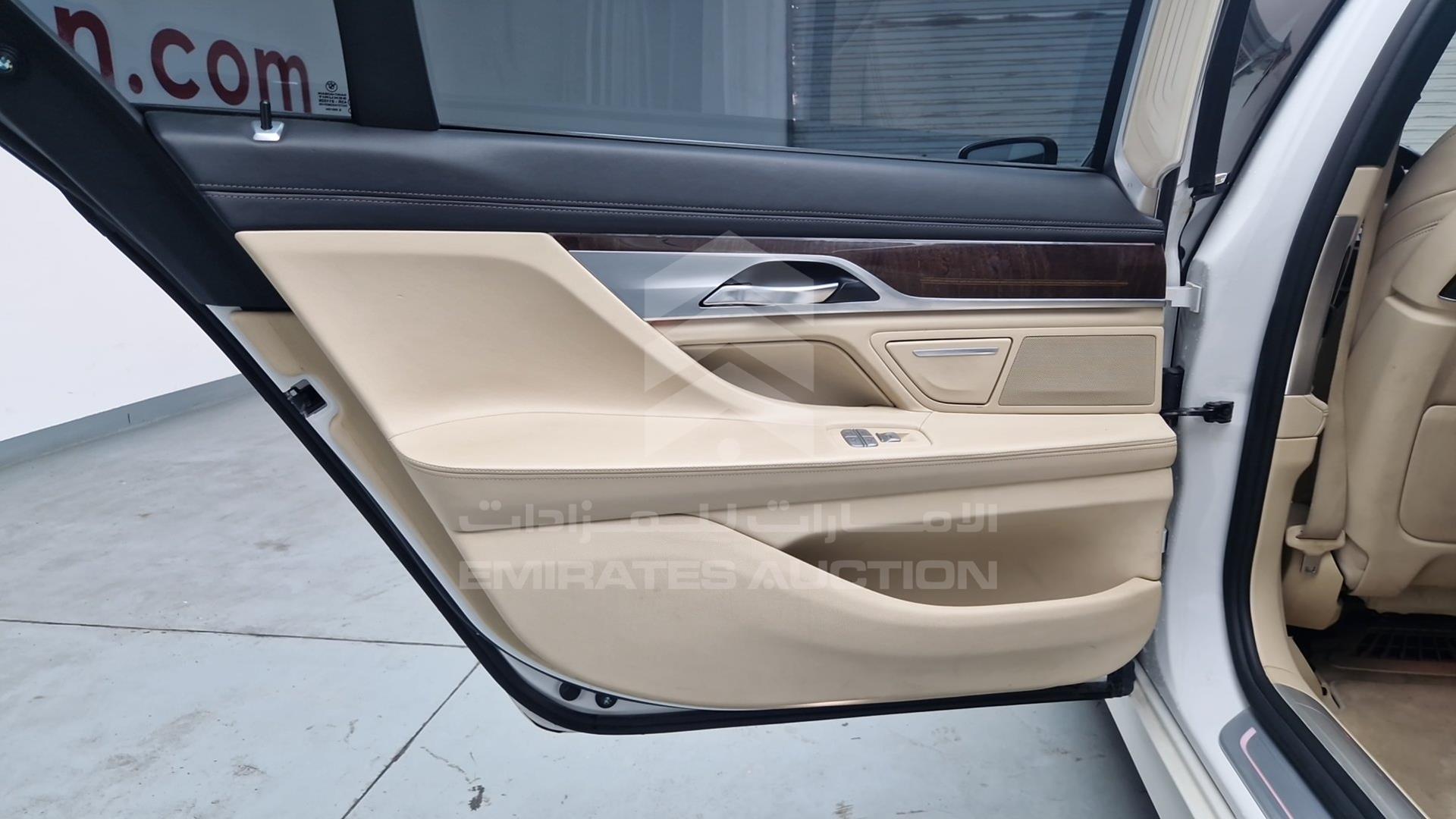 2016 BMW 740 LI VIN: WBA7E2107GG402235