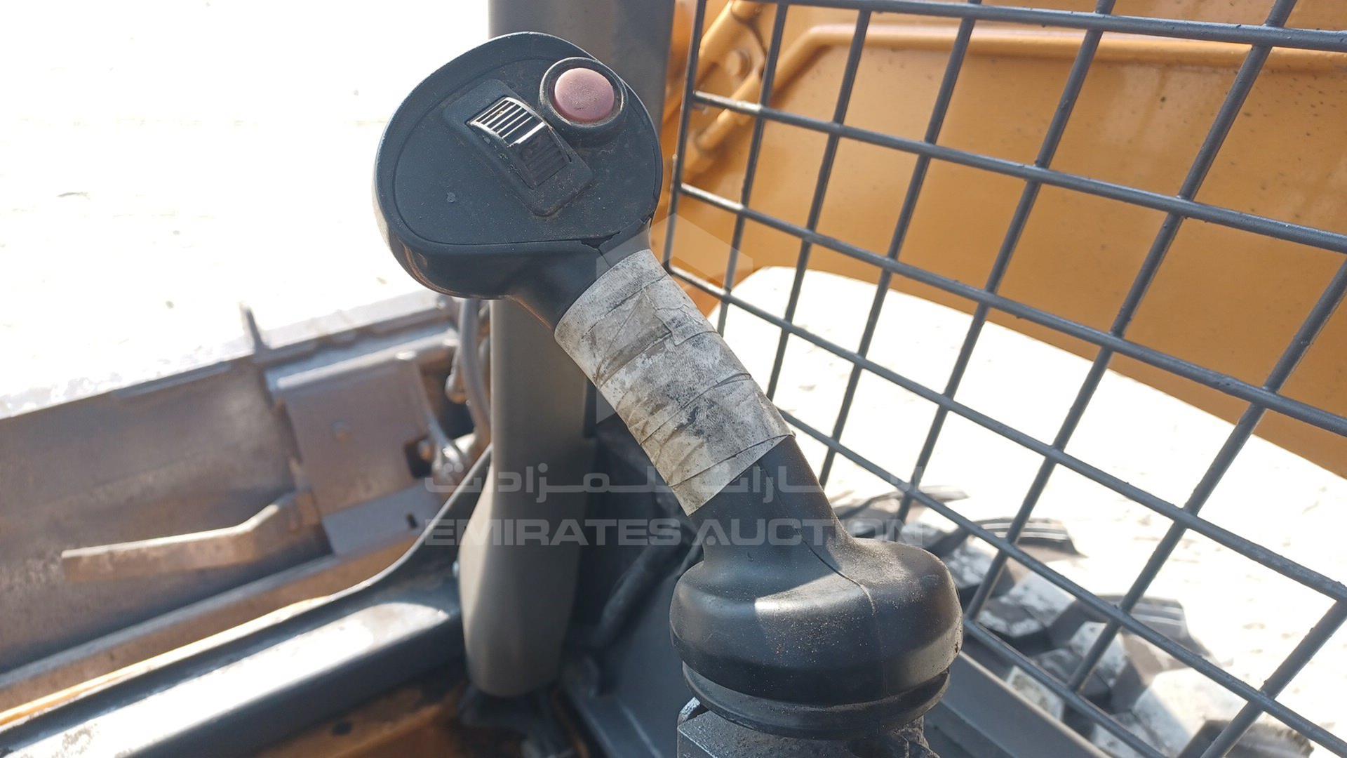 2012 CASE SR150 VIN: JAFSR150JCM451147