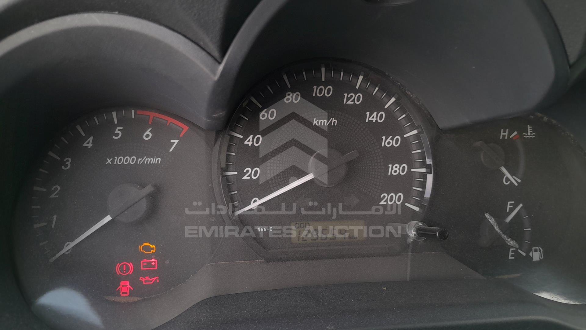 2014 TOYOTA HILUX VIN: MR0EX12G4E2347149