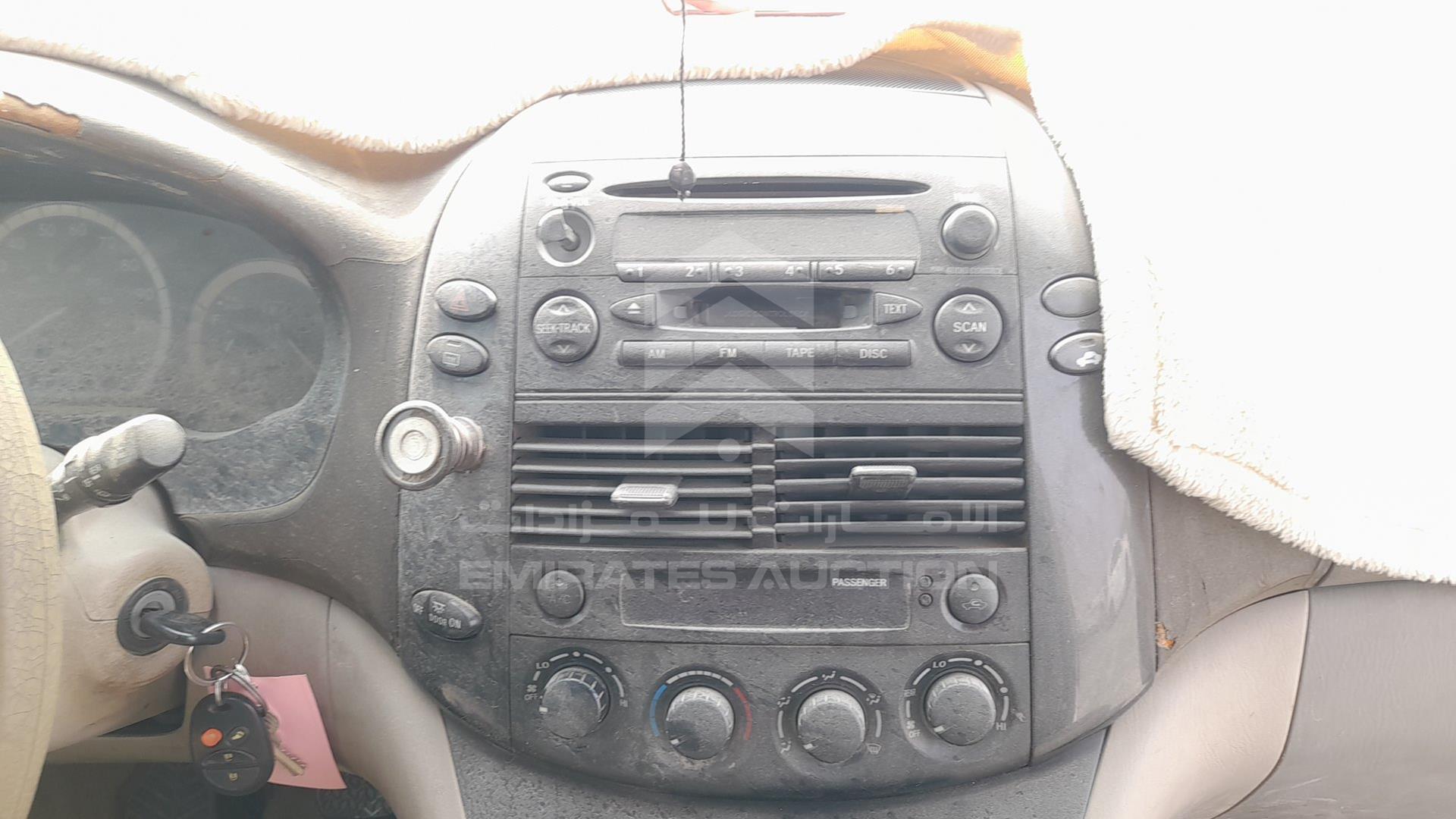 2005 TOYOTA SIENNA VIN: 5TDZA23C15S299010