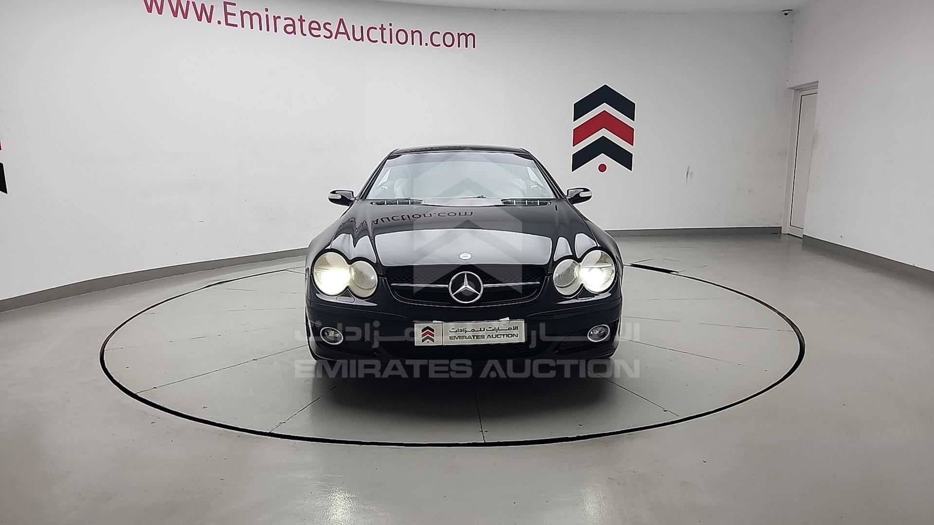 2007 MERCEDES SL 500 VIN: WDBSK71F37F122470