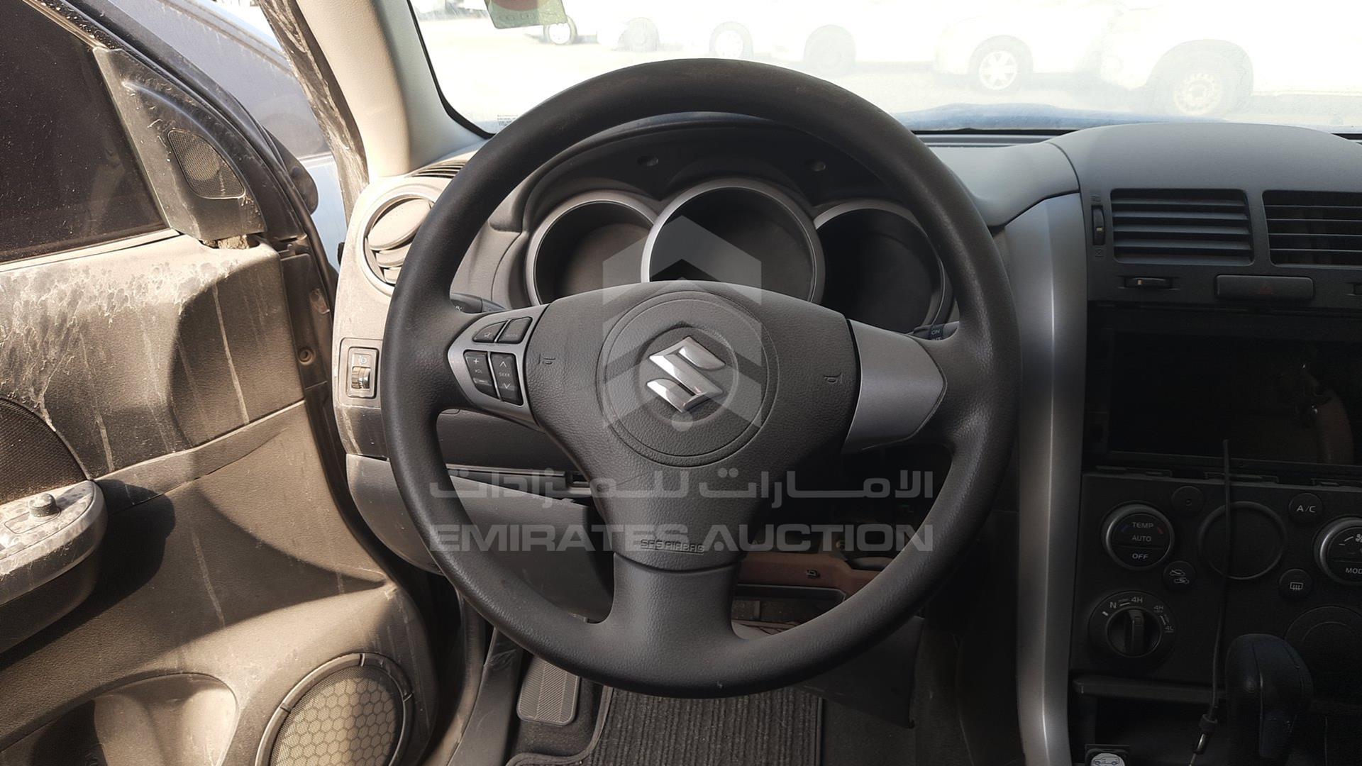 2011 SUZUKI GRAND VITARA VIN: JS3TA04V6B4610580