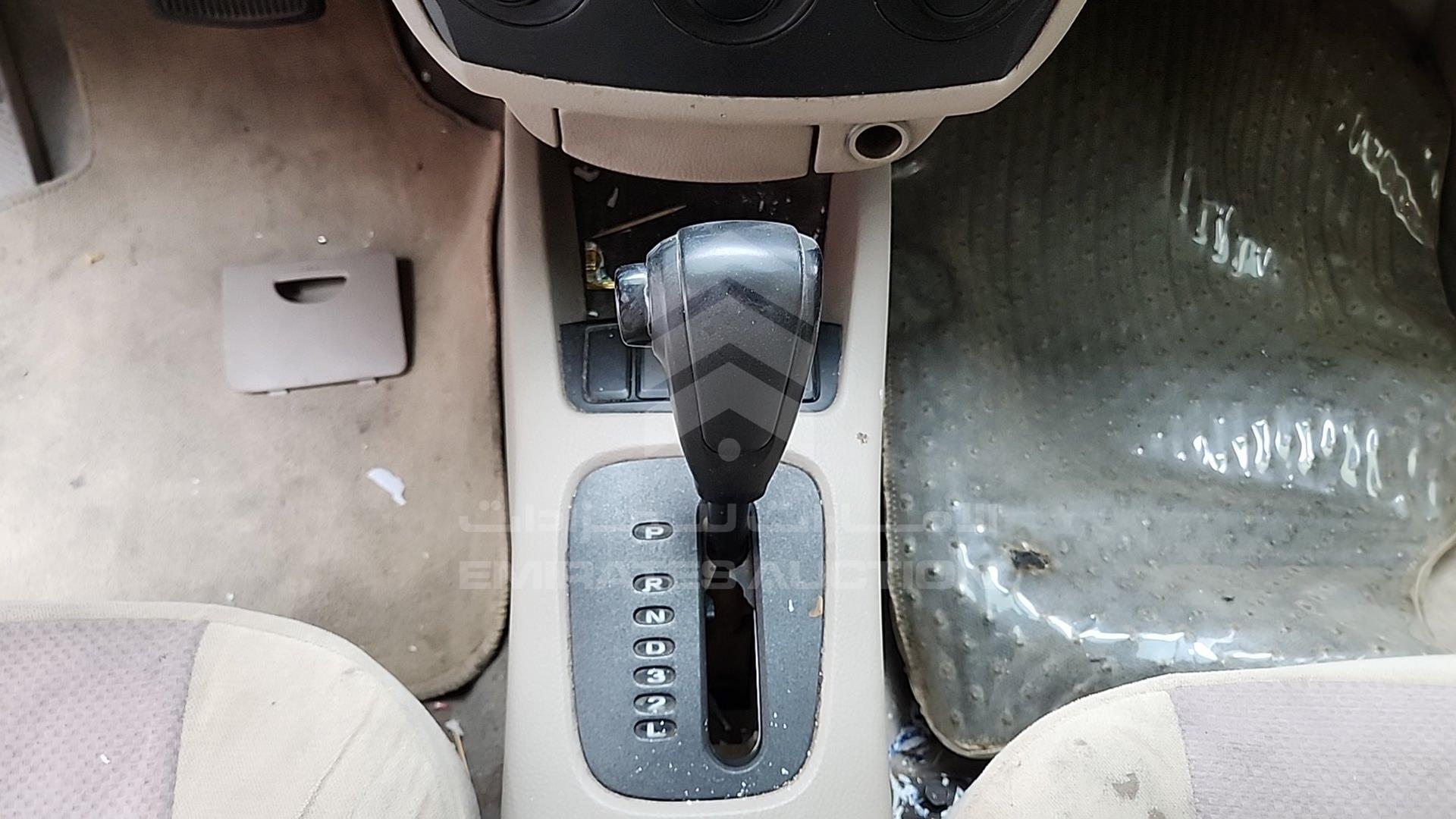 2005 KIA CERATO VIN: KNAFE223455171999