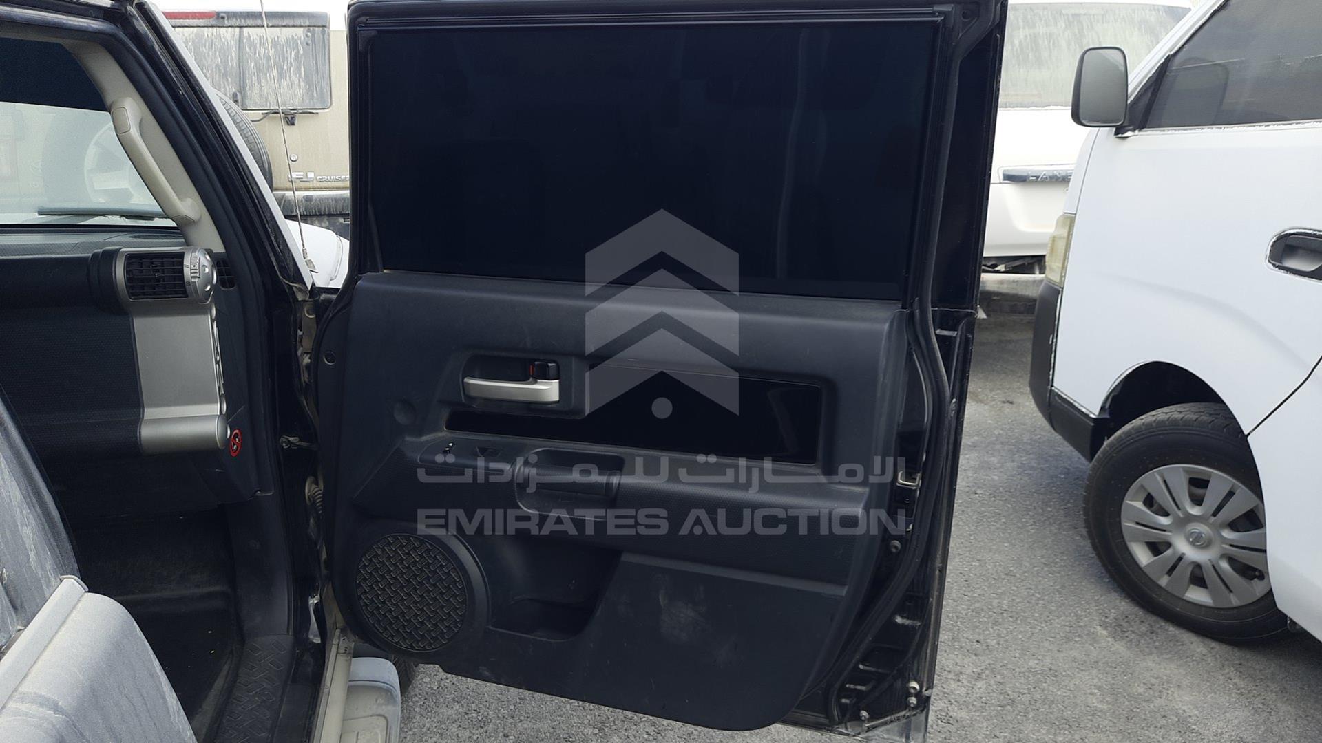 2014 TOYOTA FJ CRUISER VIN: JTEBU11F3EK194567