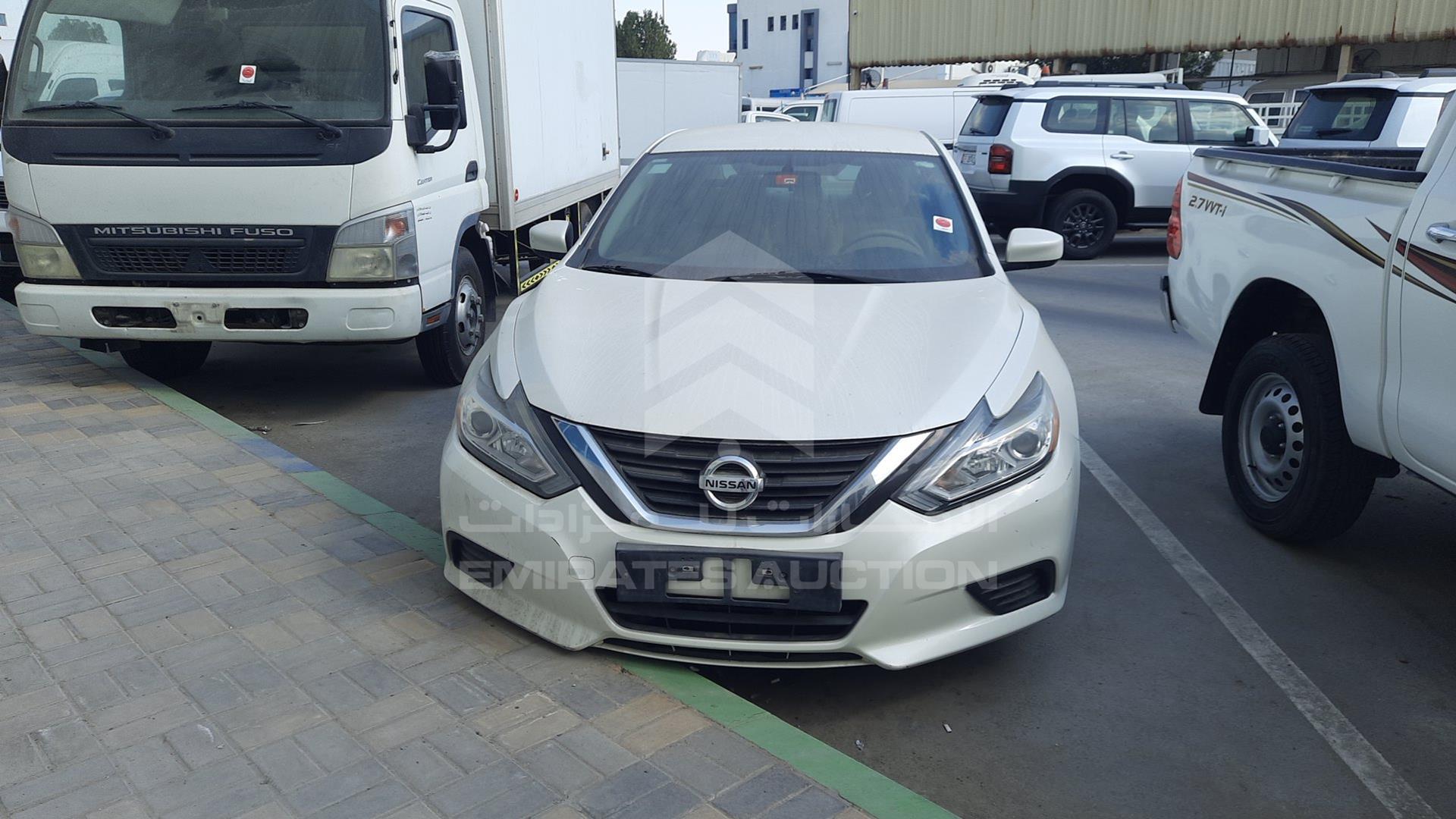 2018 NISSAN ALTIMA VIN: 1N4AL3A98JC274160