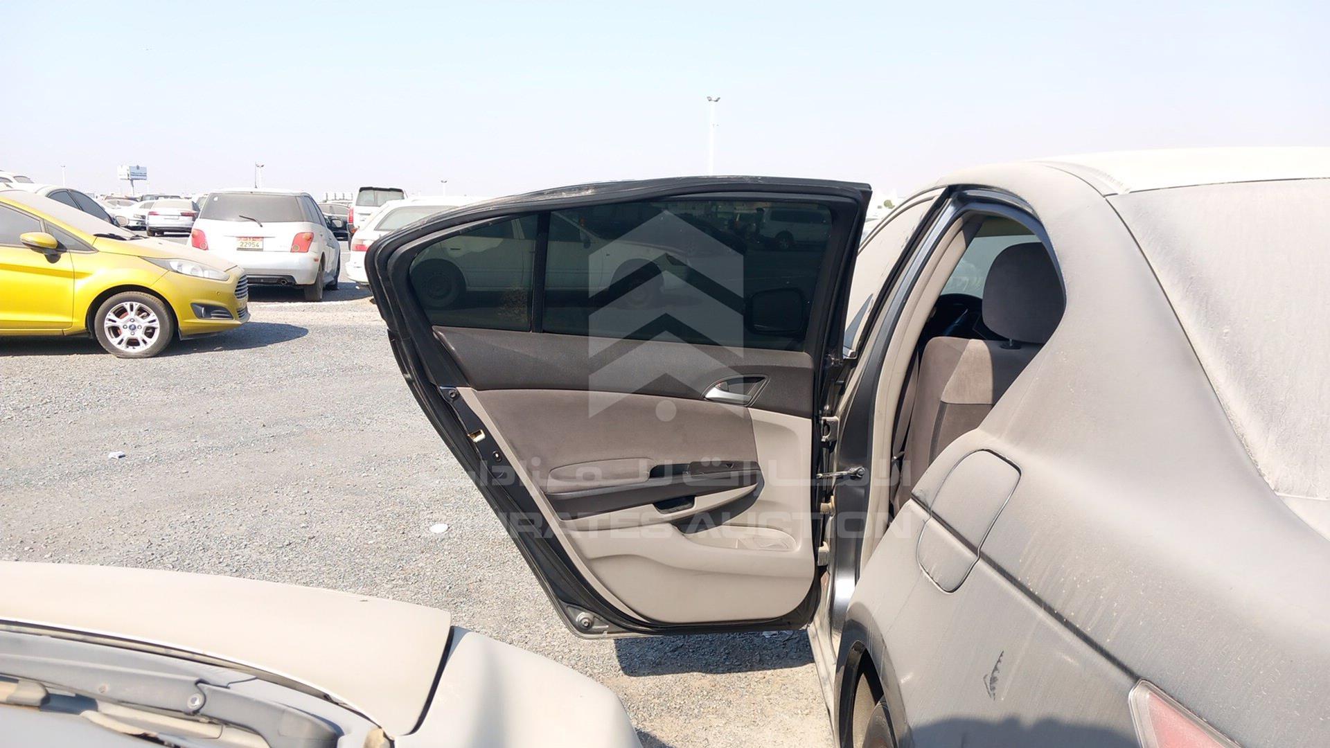 2008 HONDA ACCORD VIN: JHMCP26388C410947