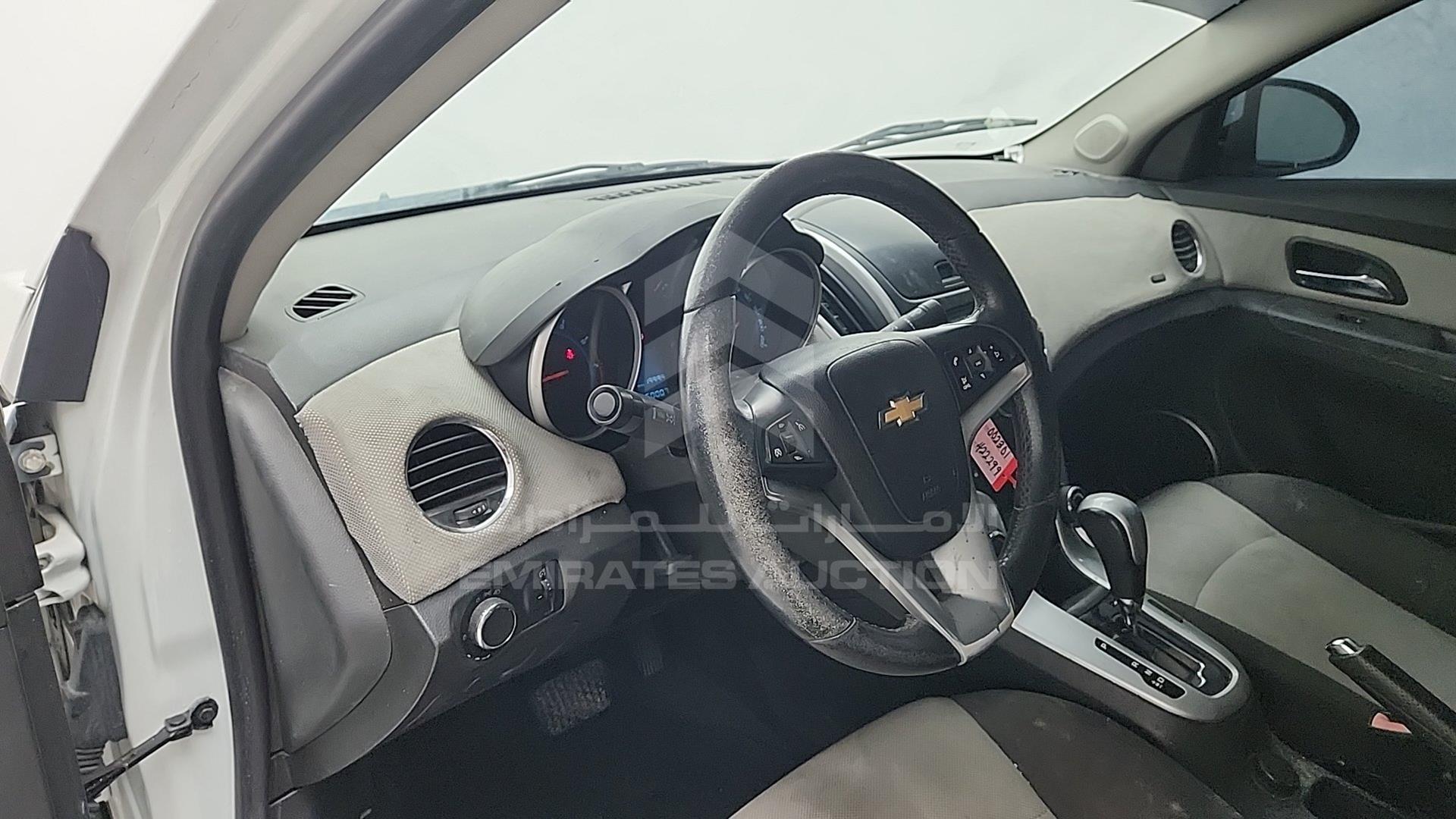 2015 CHEVROLET CRUZE VIN: KL1PJ5C55FK002301