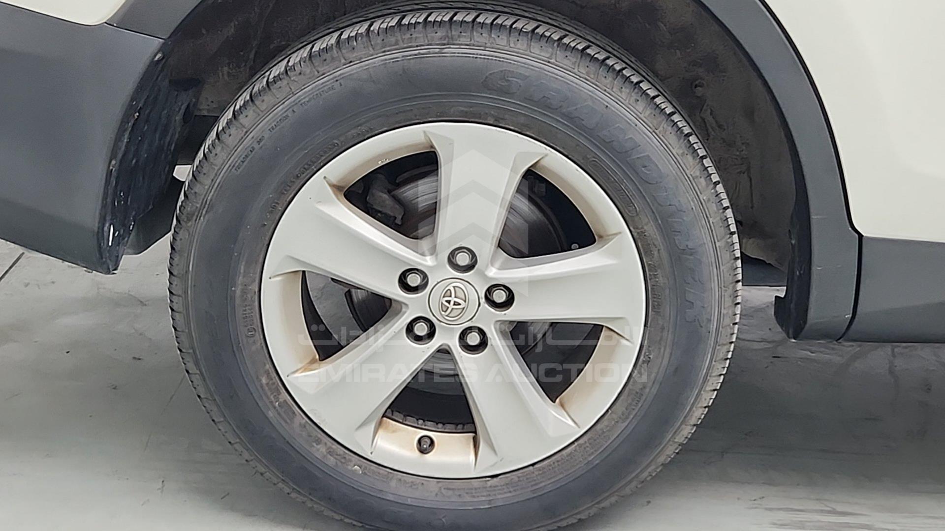 2014 TOYOTA RAV-4 VIN: JTMBF9EV3EJ006439