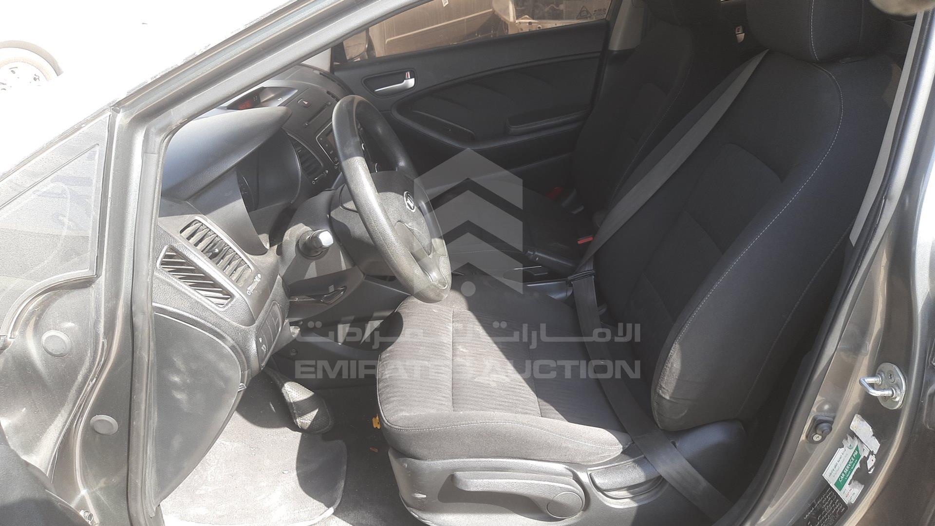 2016 KIA CERATO VIN: KNAFK4170G5553894
