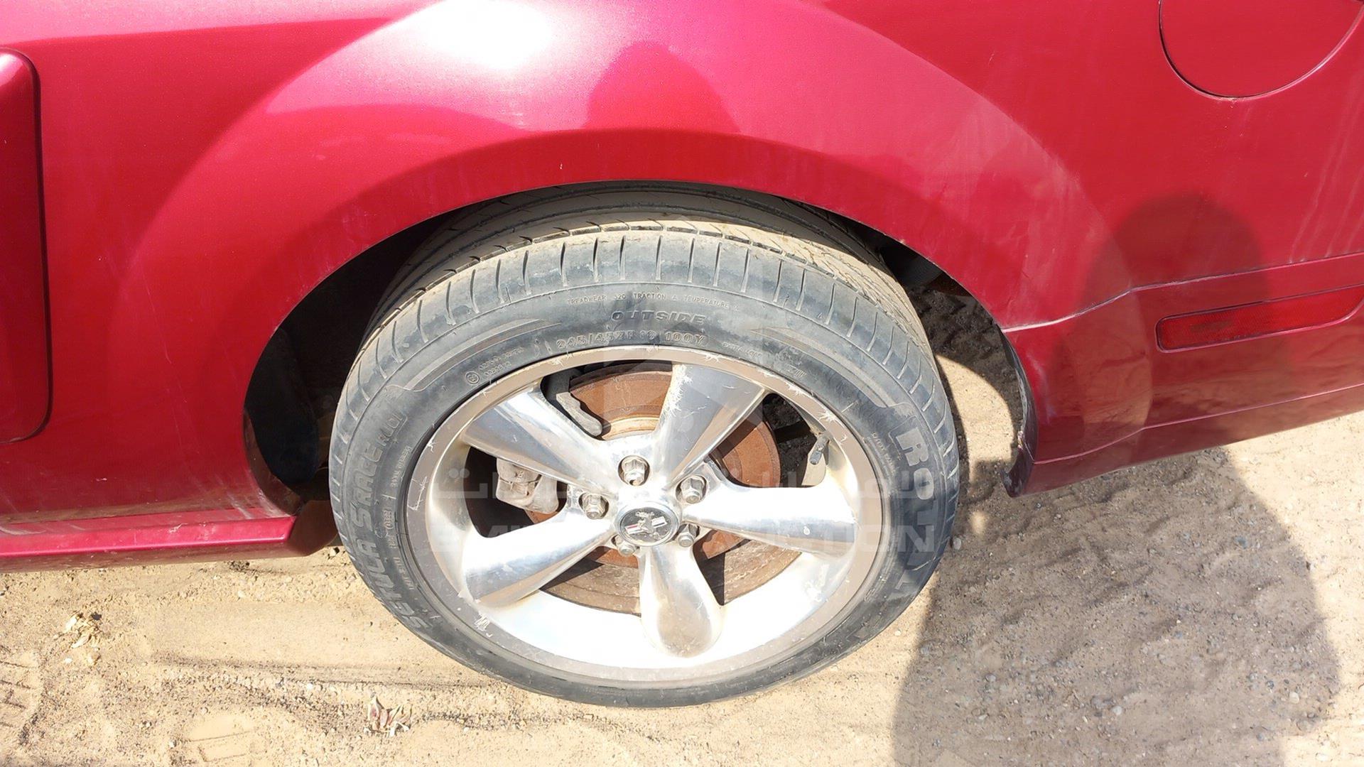 2007 FORD MUSTANG VIN: 1ZVHT82H775269019