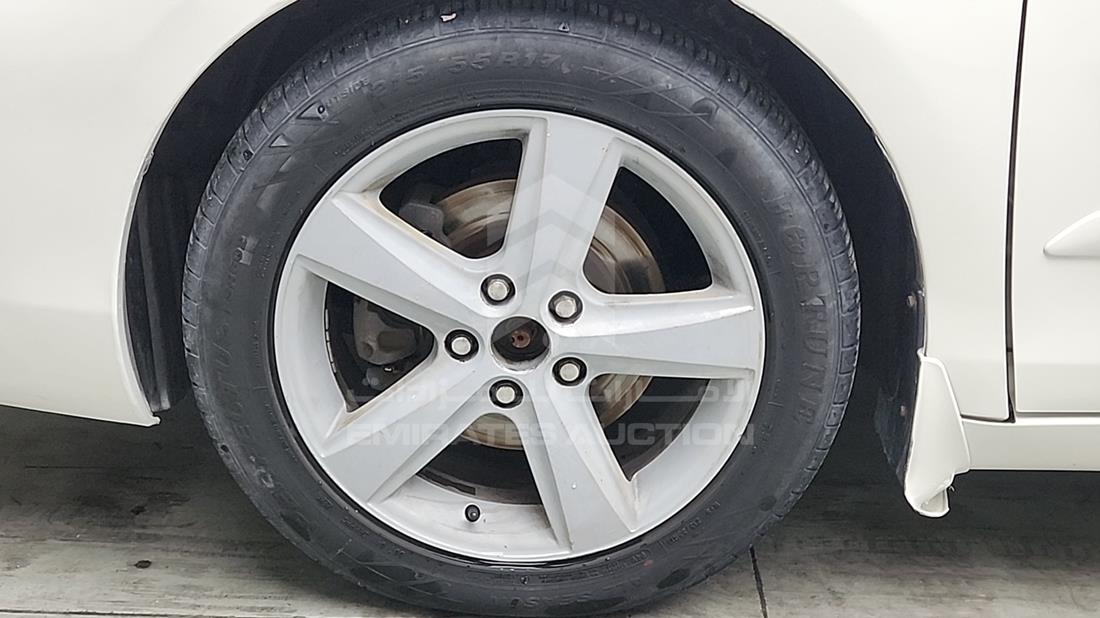 2010 Toyota Camry — Front Left Tyre — Photo 35