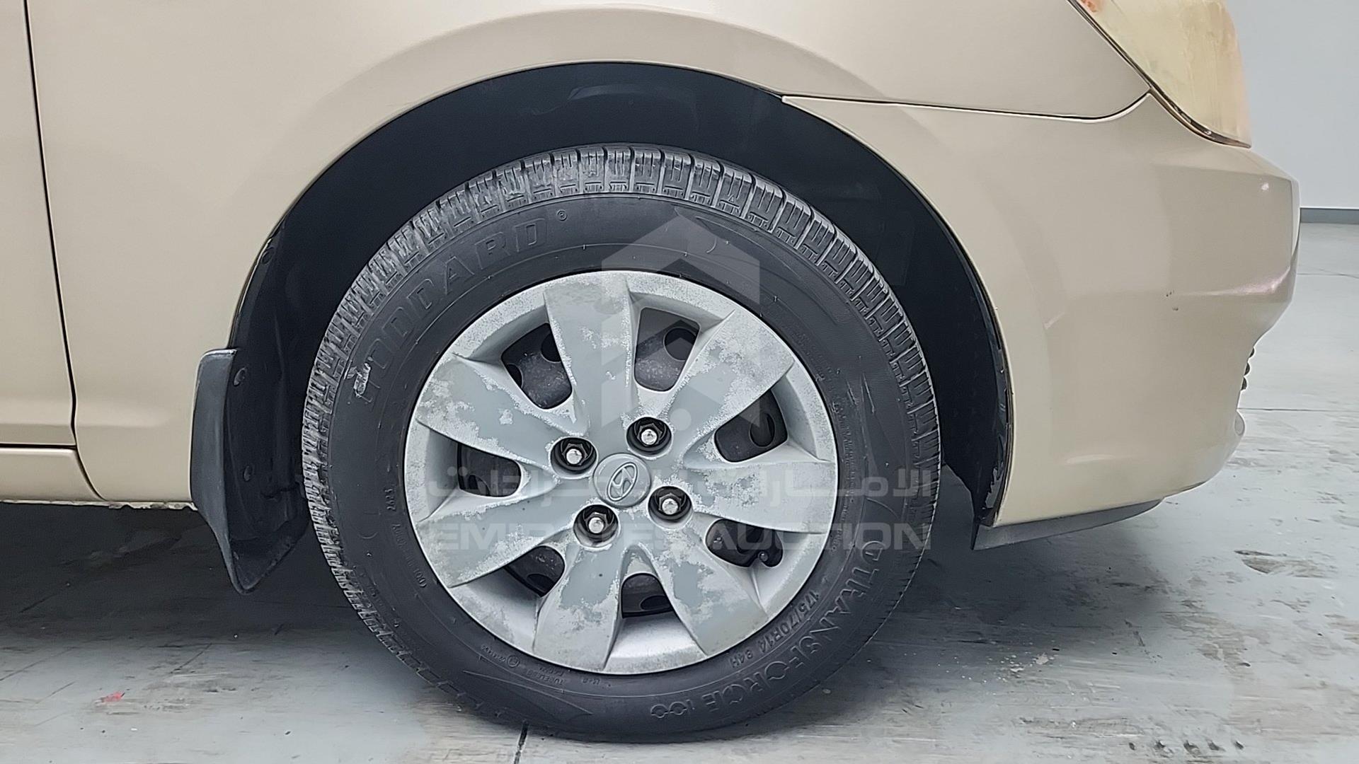 2008 HYUNDAI ACCENT VIN: KMHCM41A48U227529