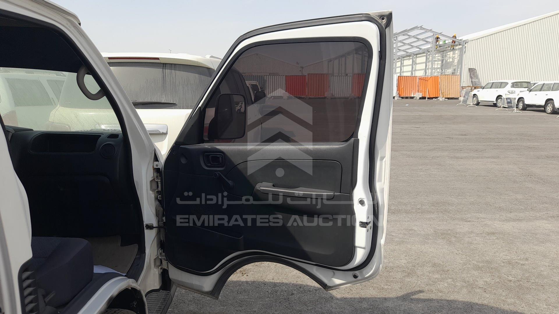 2008 NISSAN URVAN VIN: JN6AE54S88X005607