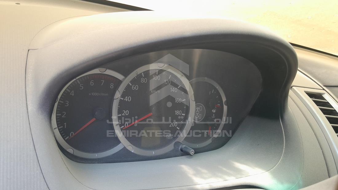 2009 Mitsubishi Pajero — Speedometer & RPM Gauges — Photo 14