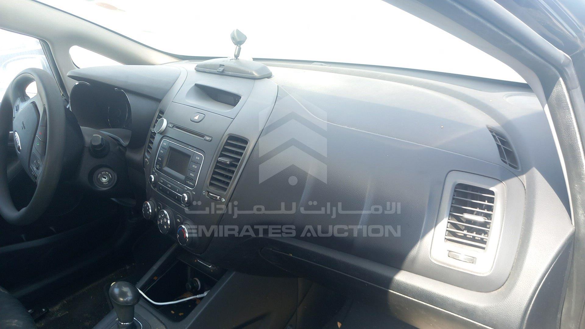 2015 KIA CERATO VIN: KNAFK4118F5901421