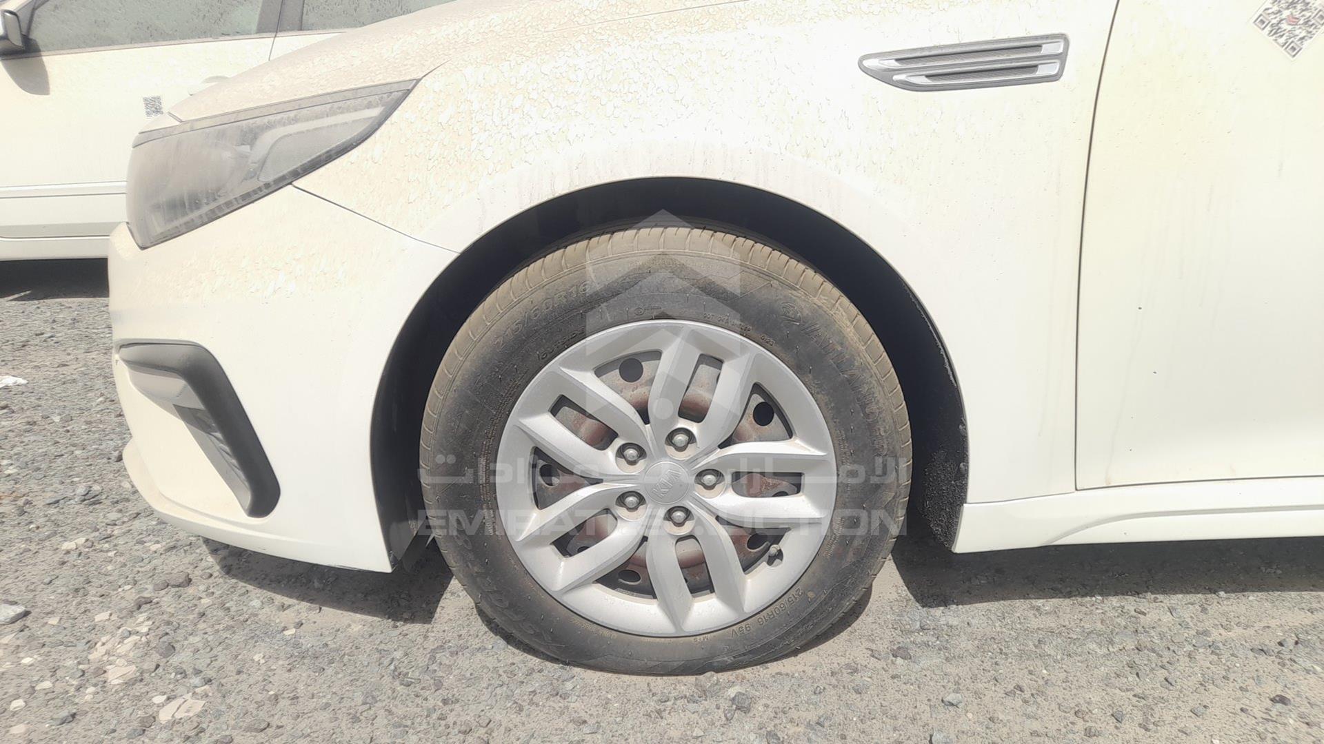 2019 KIA OPTIMA VIN: KNAGT4110K5328641