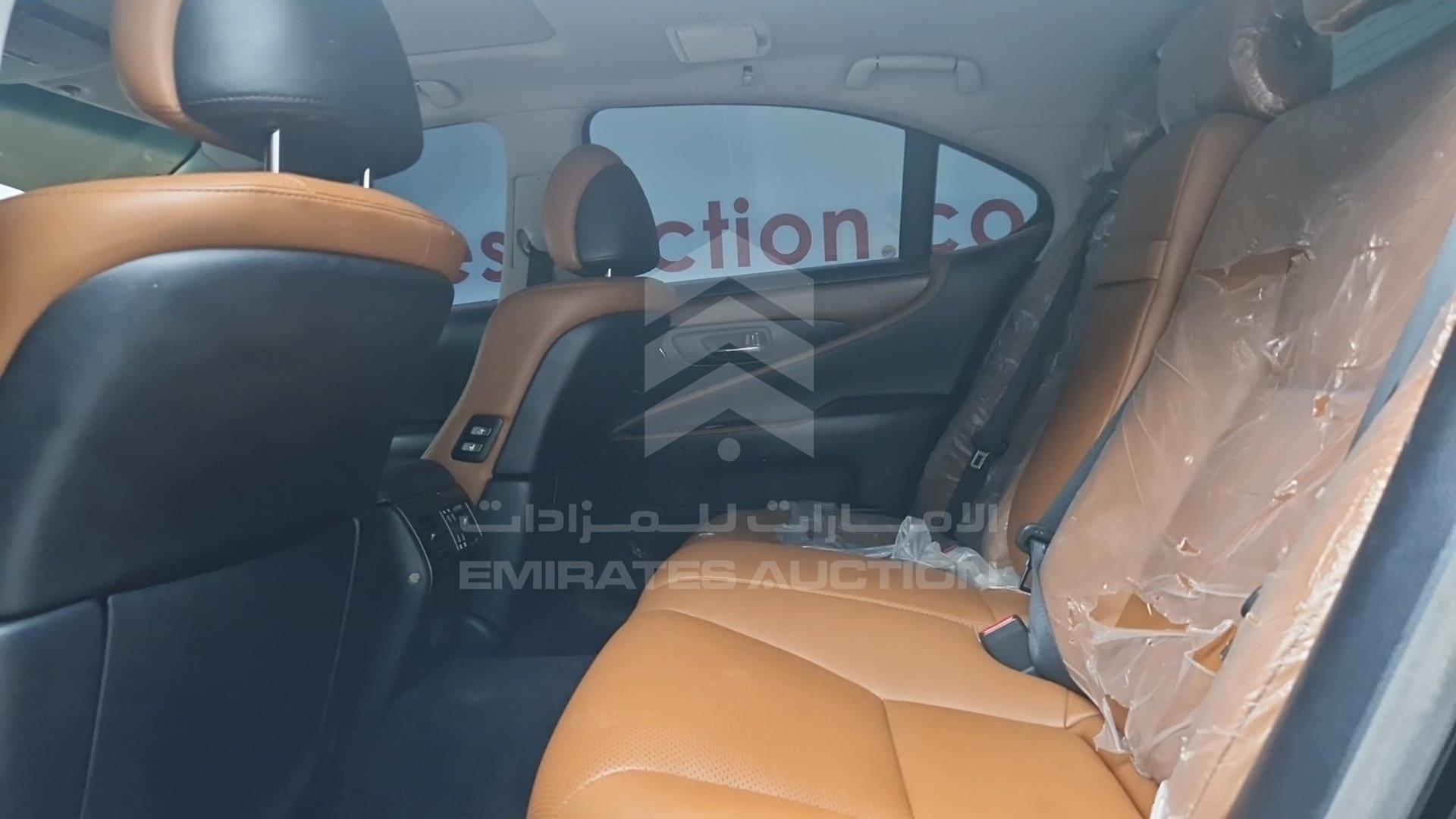 2011 LEXUS LS 460 VIN: JTHBL5EF9B5108146