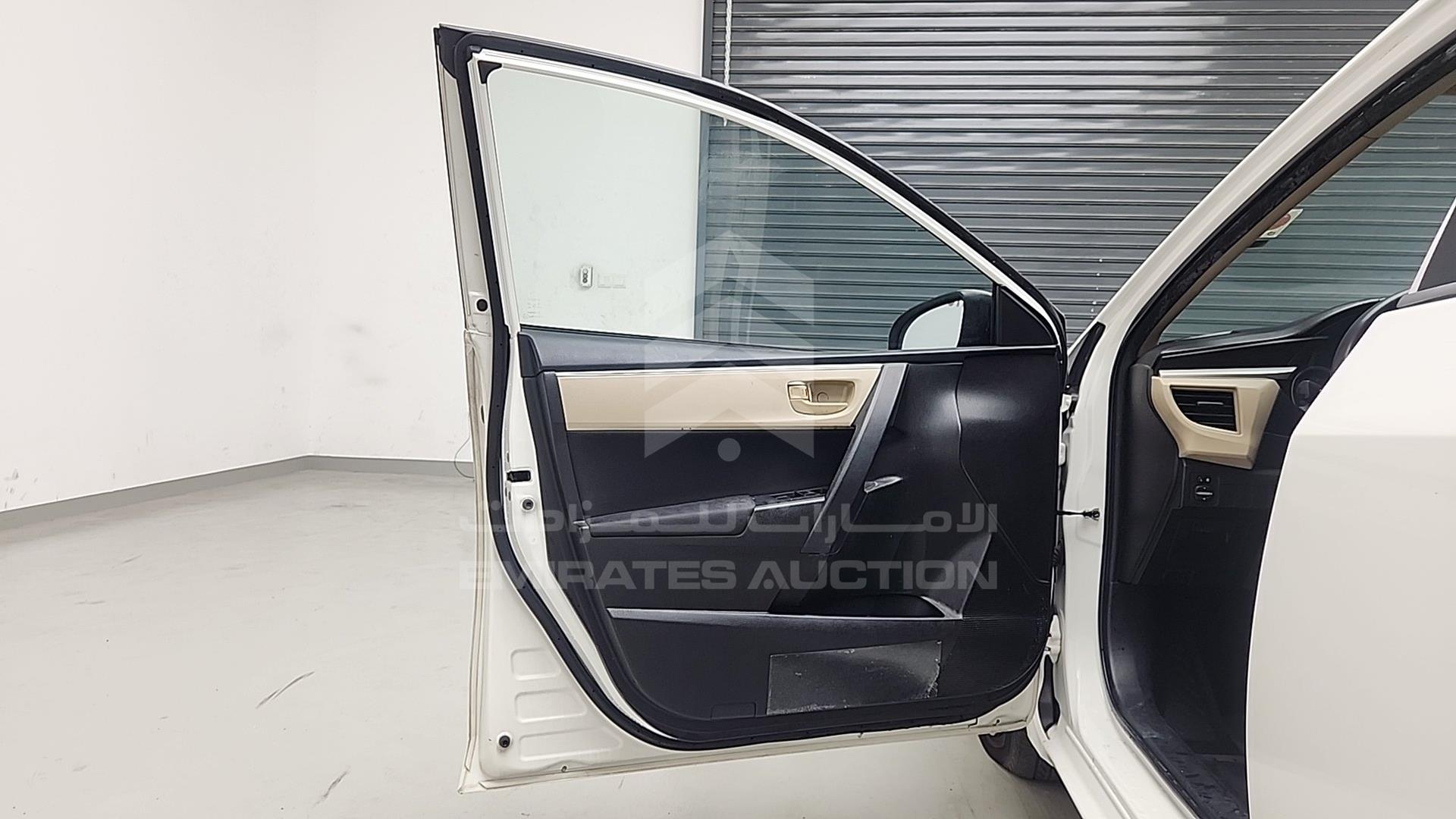 2016 TOYOTA COROLLA VIN: RKLBB9HE1G5142364