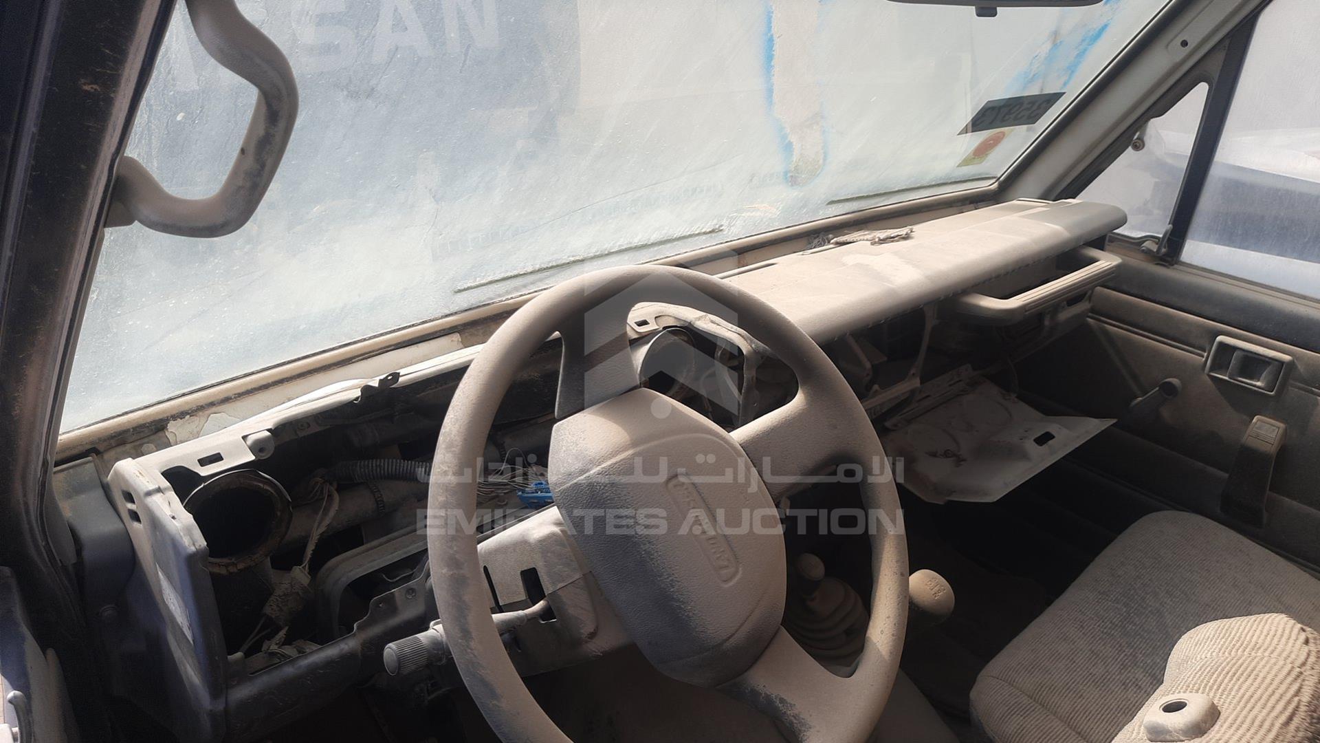 2005 TOYOTA LAND CRUISER VIN: JTFLB71JX58007514