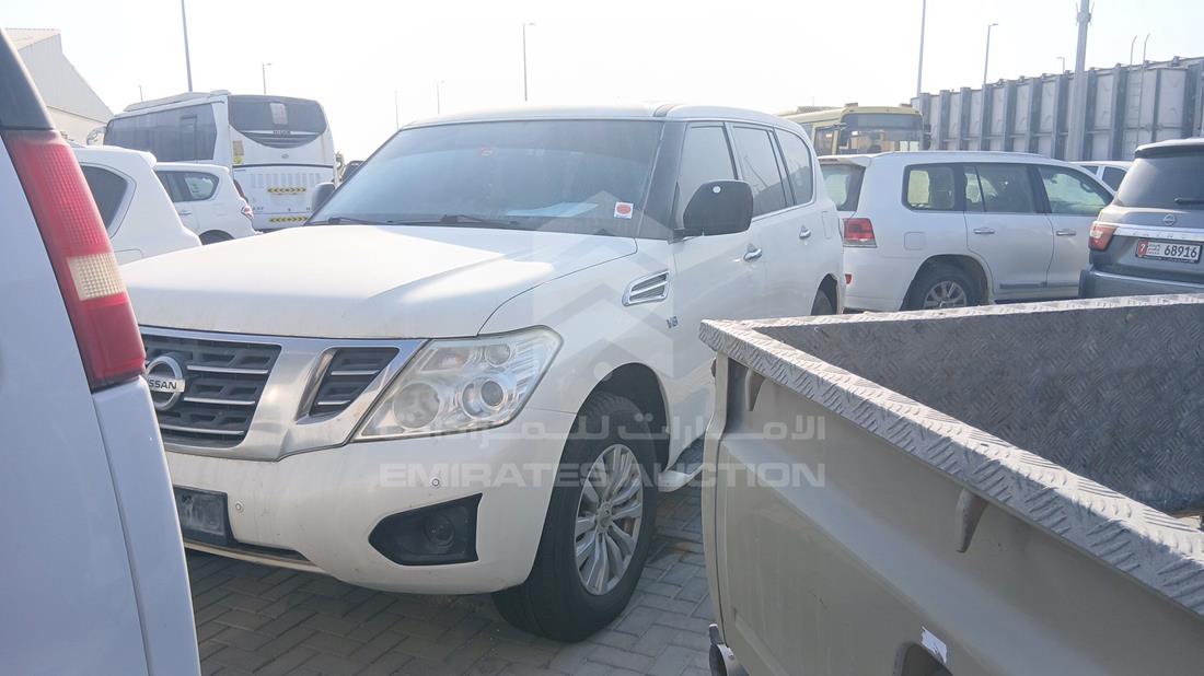 2019 Nissan Patrol — Front Left Angle — Photo 5