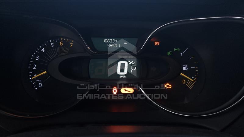 VF12RRHE8GW548059 Auction: EmiratesAuction Lot: 413690 VF12RRHE8GW548059 Renault Captur 2016 BROWN Photo 2