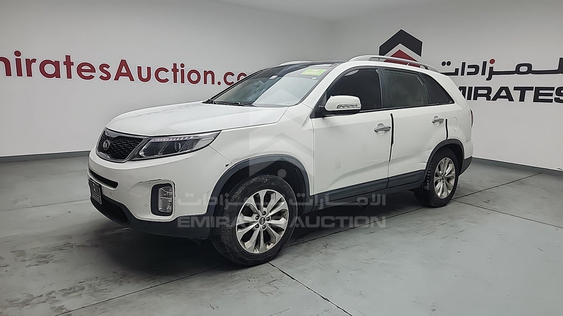 2015 KIA SORENTO VIN: KNAKU8117F5571416