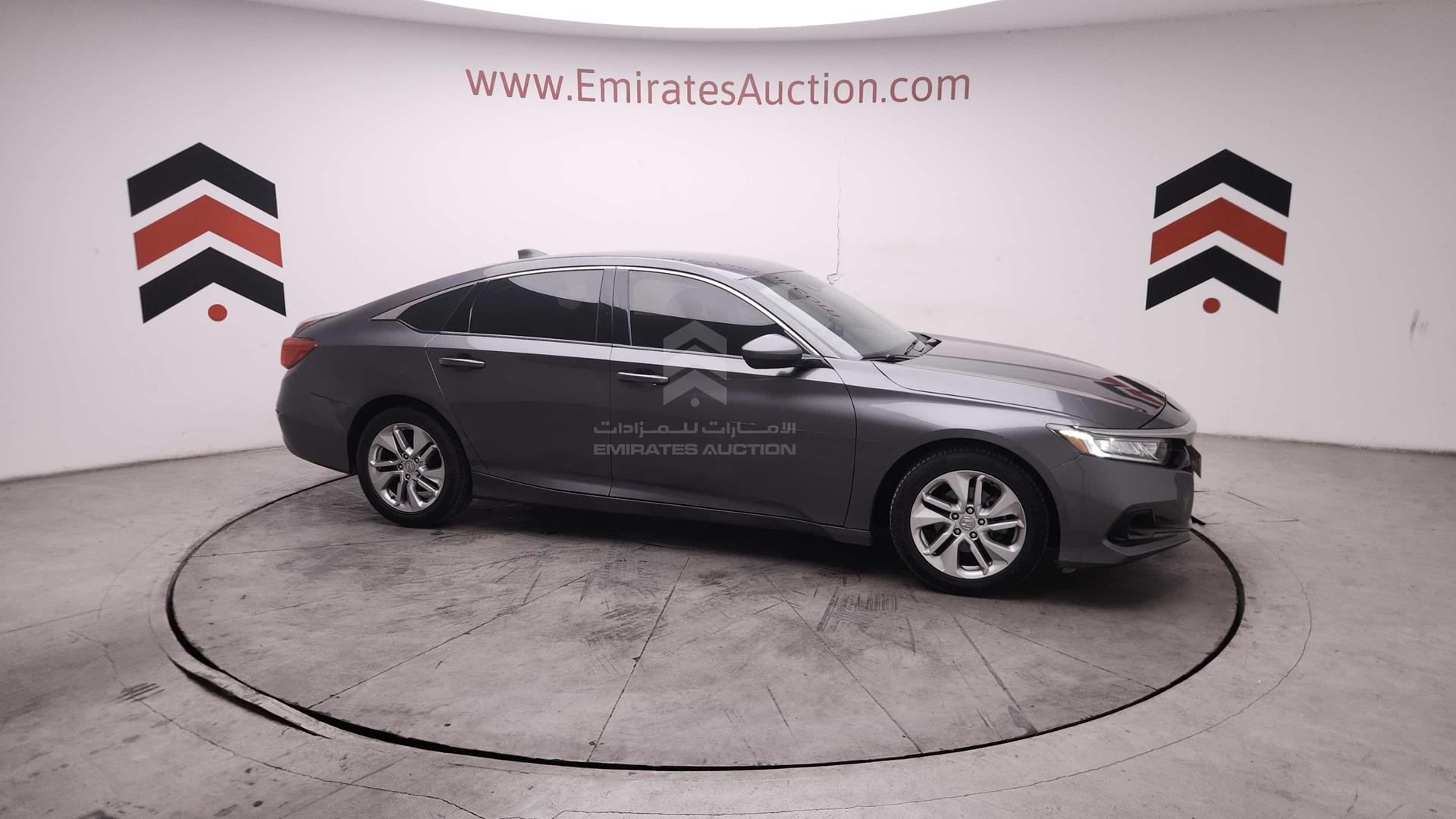 2019 HONDA ACCORD VIN: 1HGCV1F10KA077048