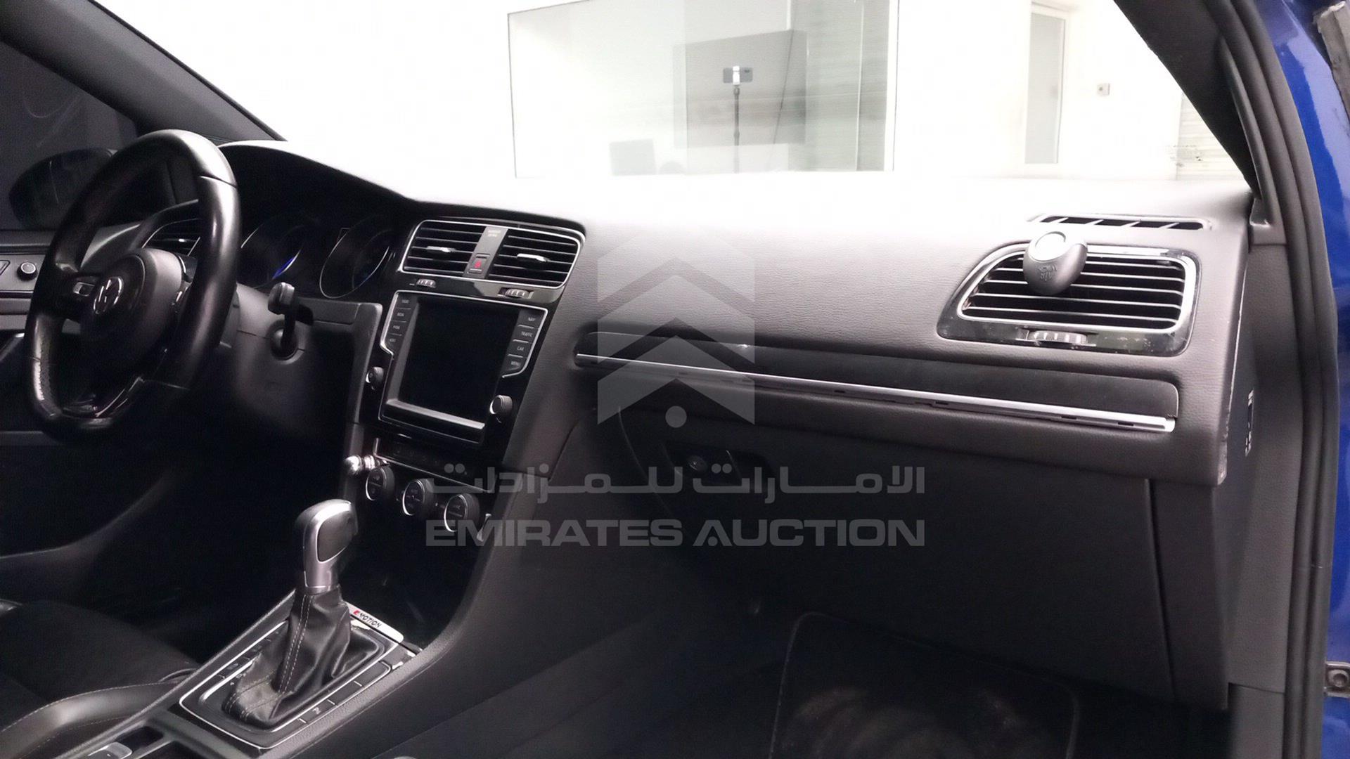 2016 VOLKSWAGEN GOLF VIN: WVWGR2AU5GW209243