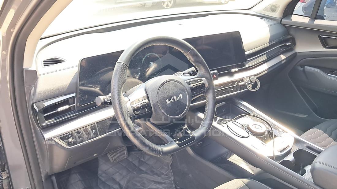 2025 Kia Sportage — Front Left Driver Dashboard View — Photo 11