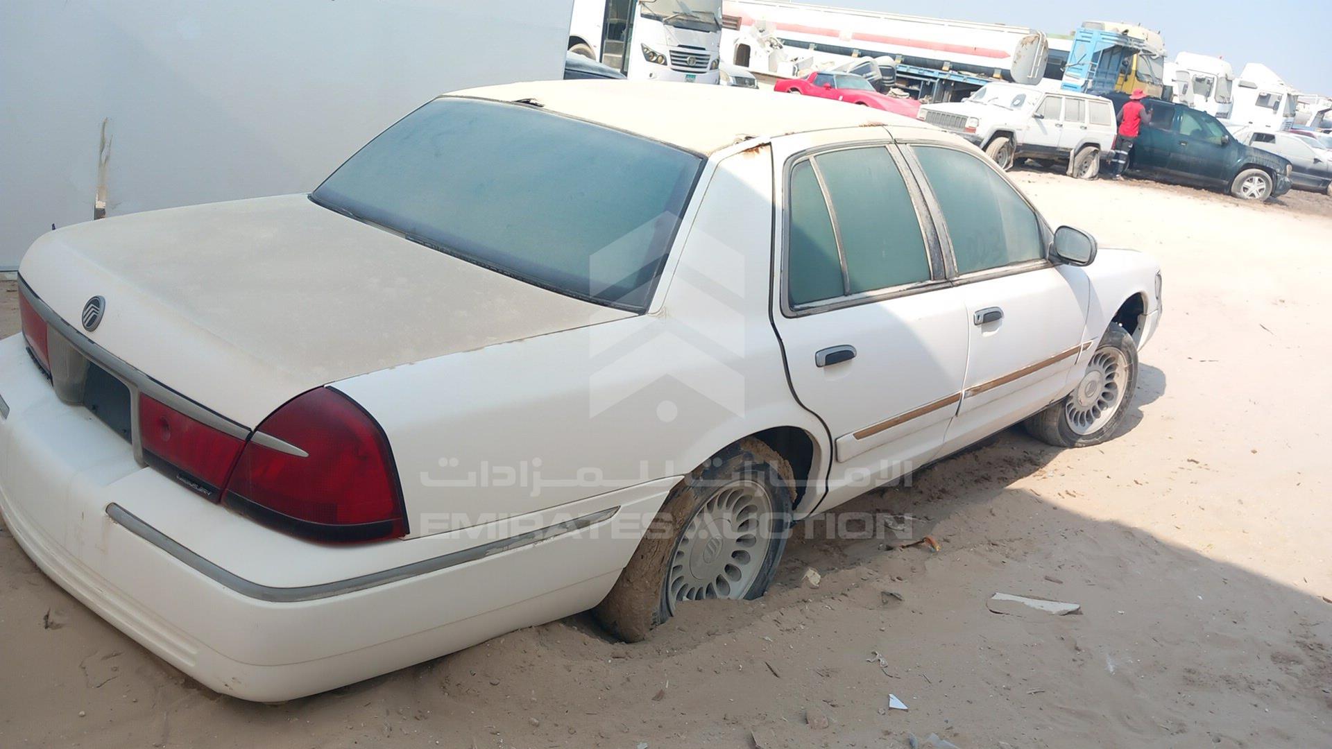 2000 FORD MERCURY VIN: 2MEFM74W7YX617963