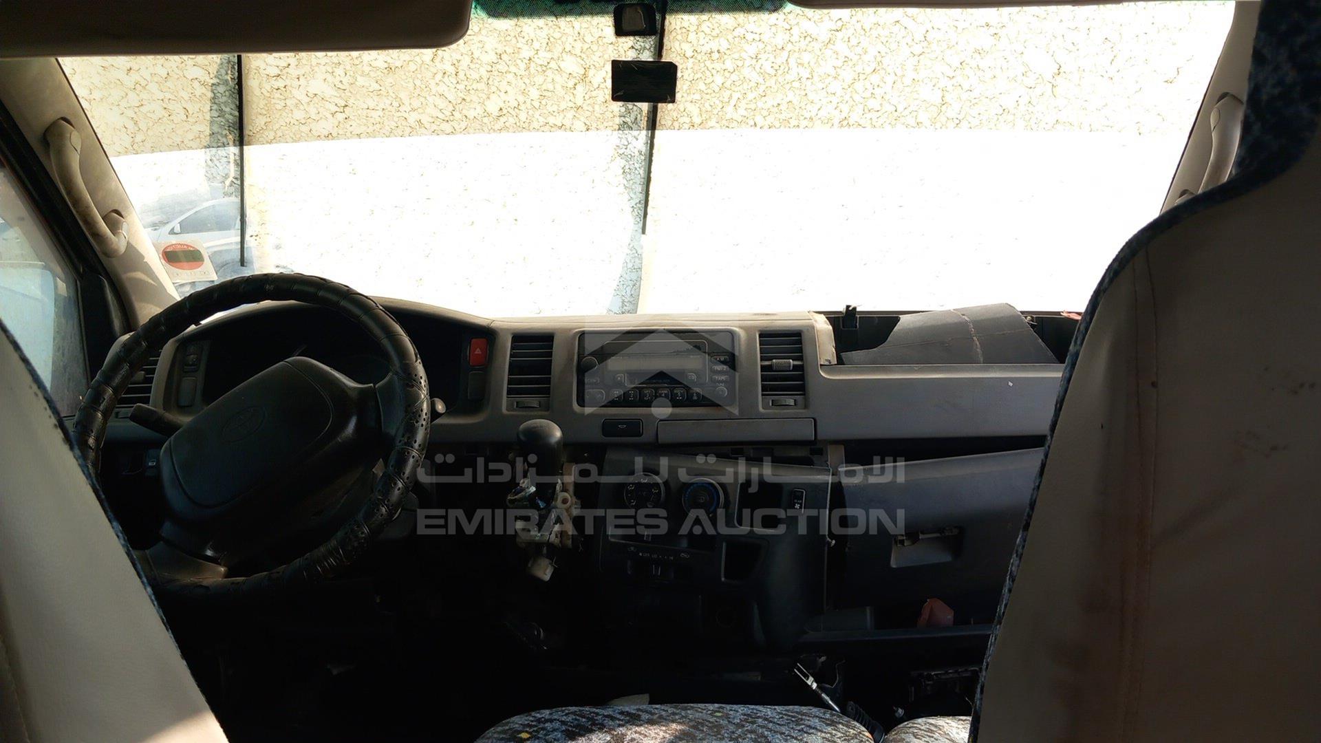 2009 TOYOTA HIACE VIN: JTGJX02P395008493