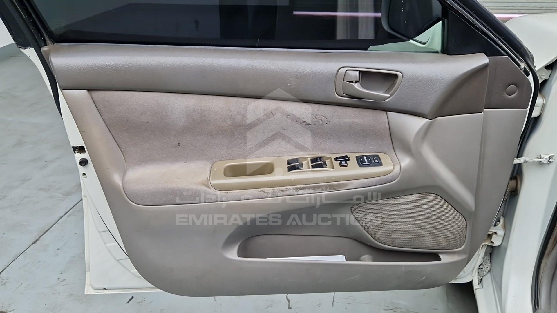 2004 TOYOTA CAMRY VIN: 4T1BE32K74U310490