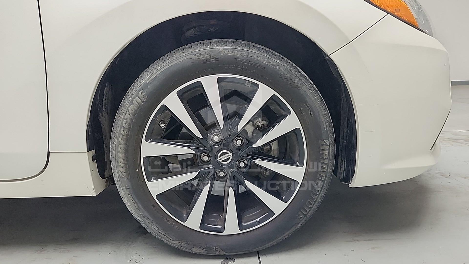 2018 NISSAN ALTIMA VIN: 1N4AL3A92JC293206