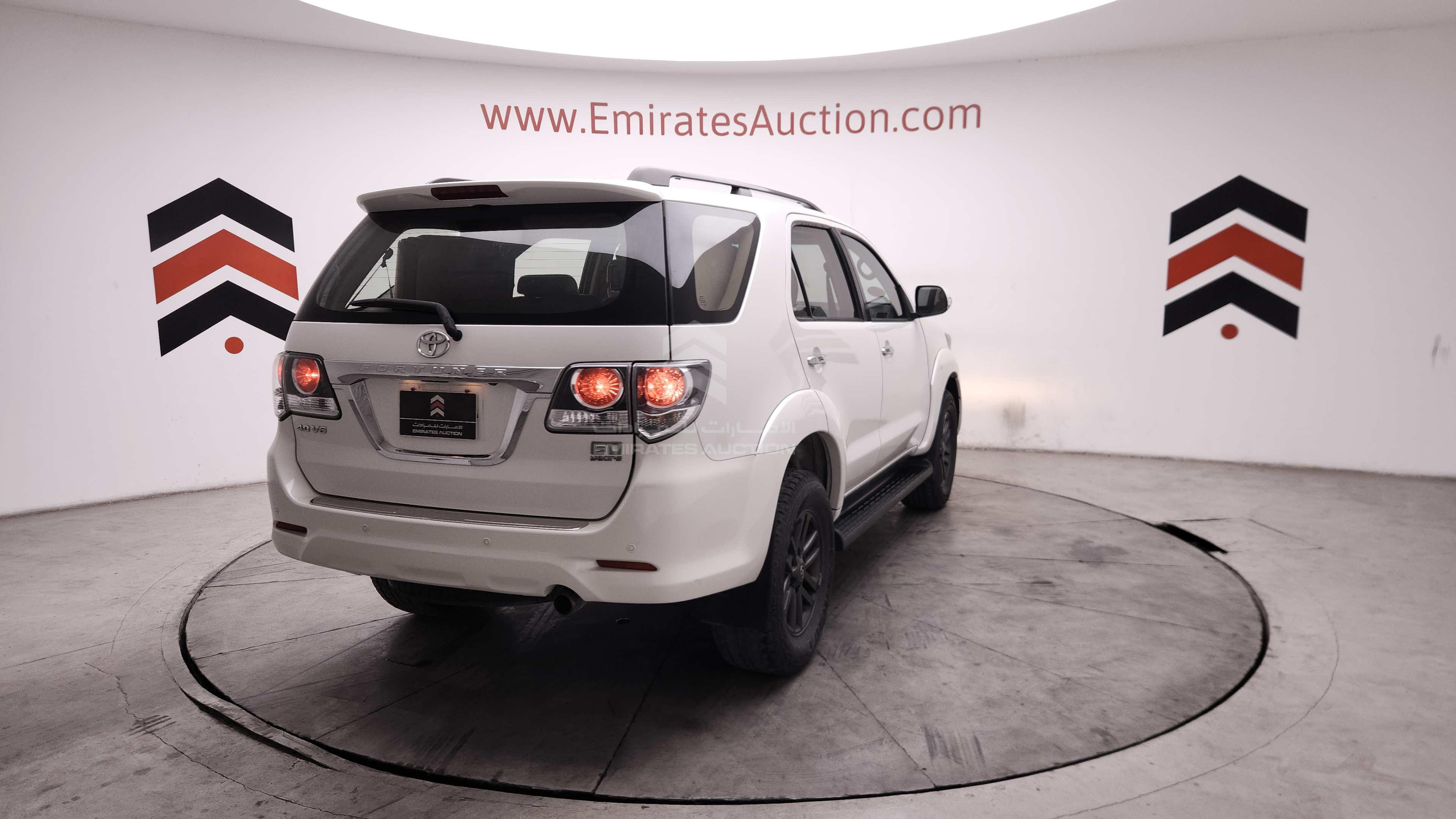 MHFYU59G0F7042614 - 2015 Toyota Fortuner - #504127