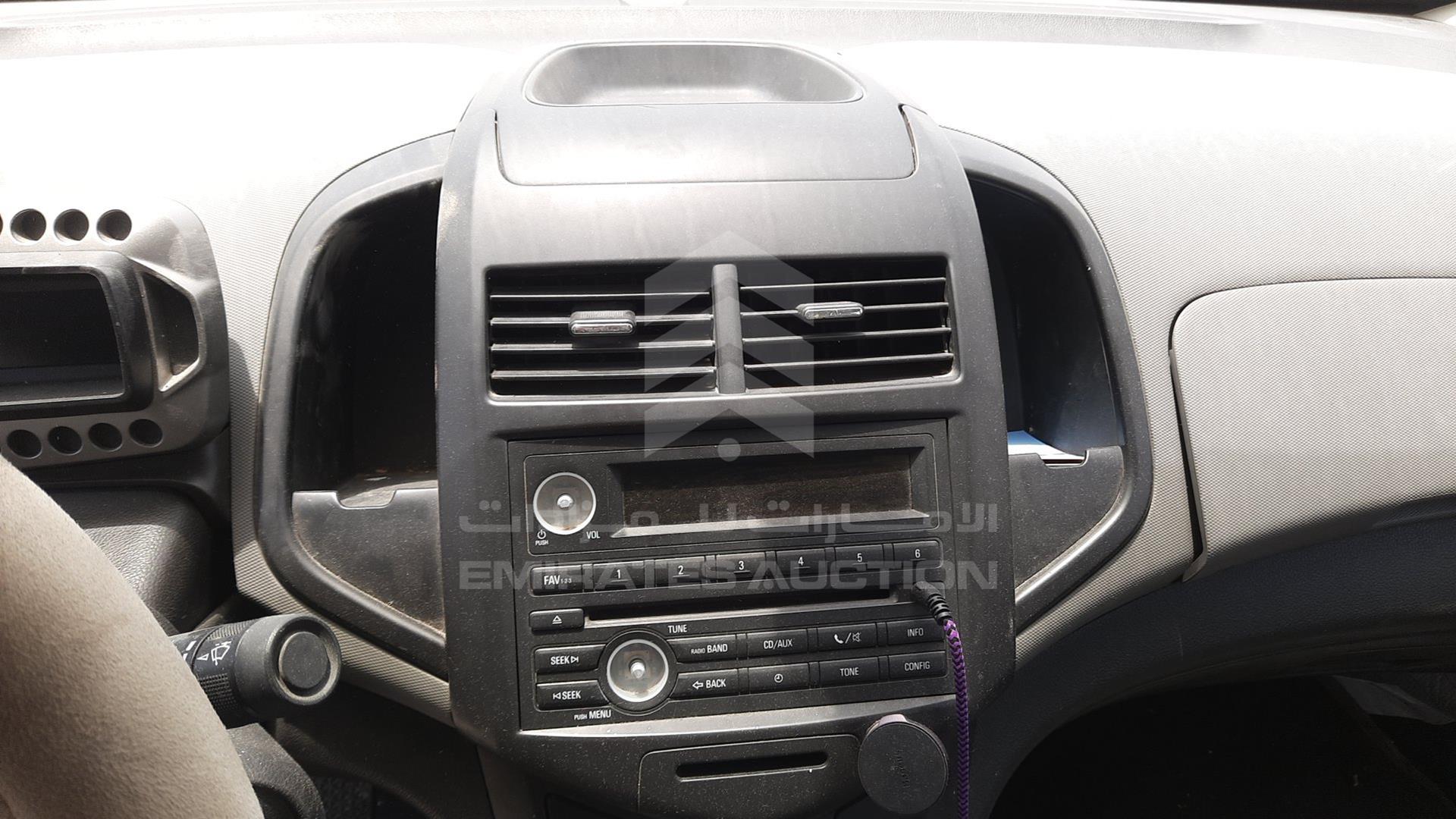 2013 CHEVROLET SONIC VIN: KL1JD5BE4DB063988