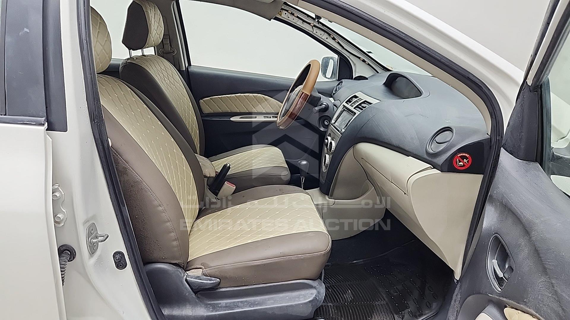 2008 TOYOTA YARIS VIN: JTDBT923081204315