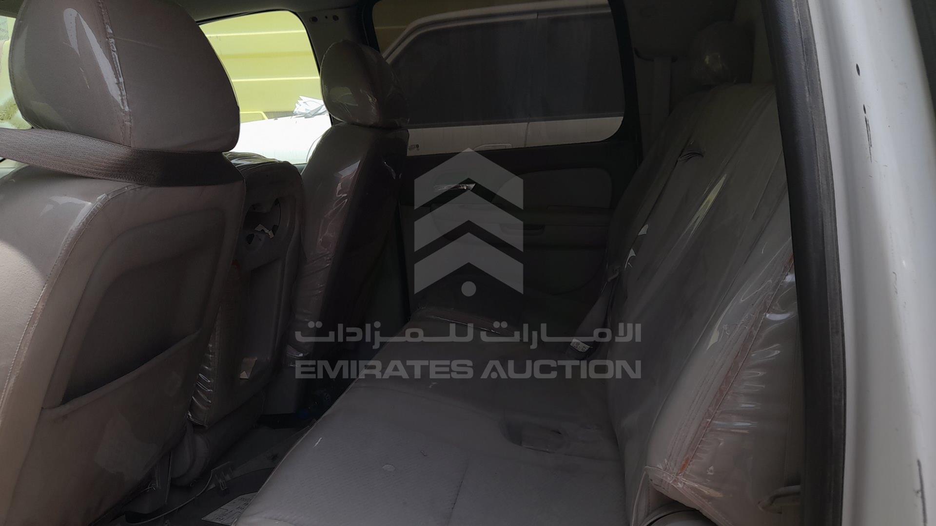 2007 GMC YUKON VIN: 1GKGK26K77R383782