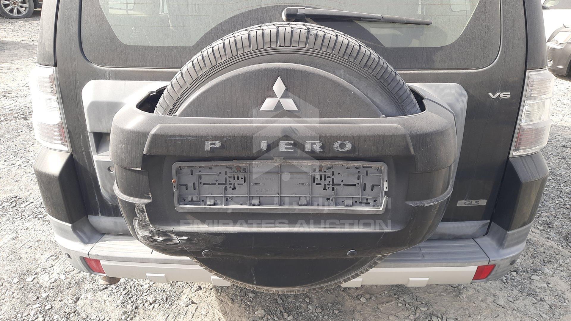2007 MITSUBISHI PAJERO VIN: JMYLRV93W7J716274