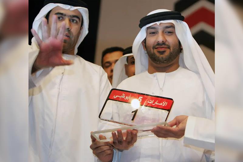 Emirats: 14,2 millions de dollars pour une plaque d'immatriculation, un record mondial