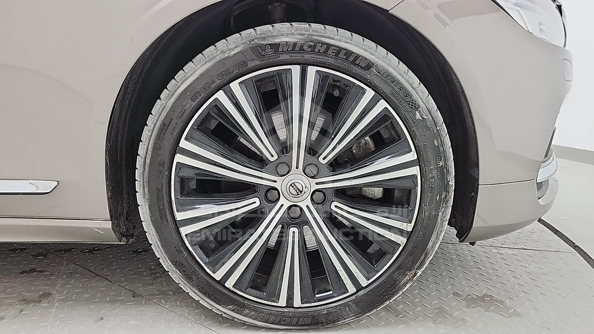 2021 VOLVO S 90 VIN: LVYA2APS3MP097857